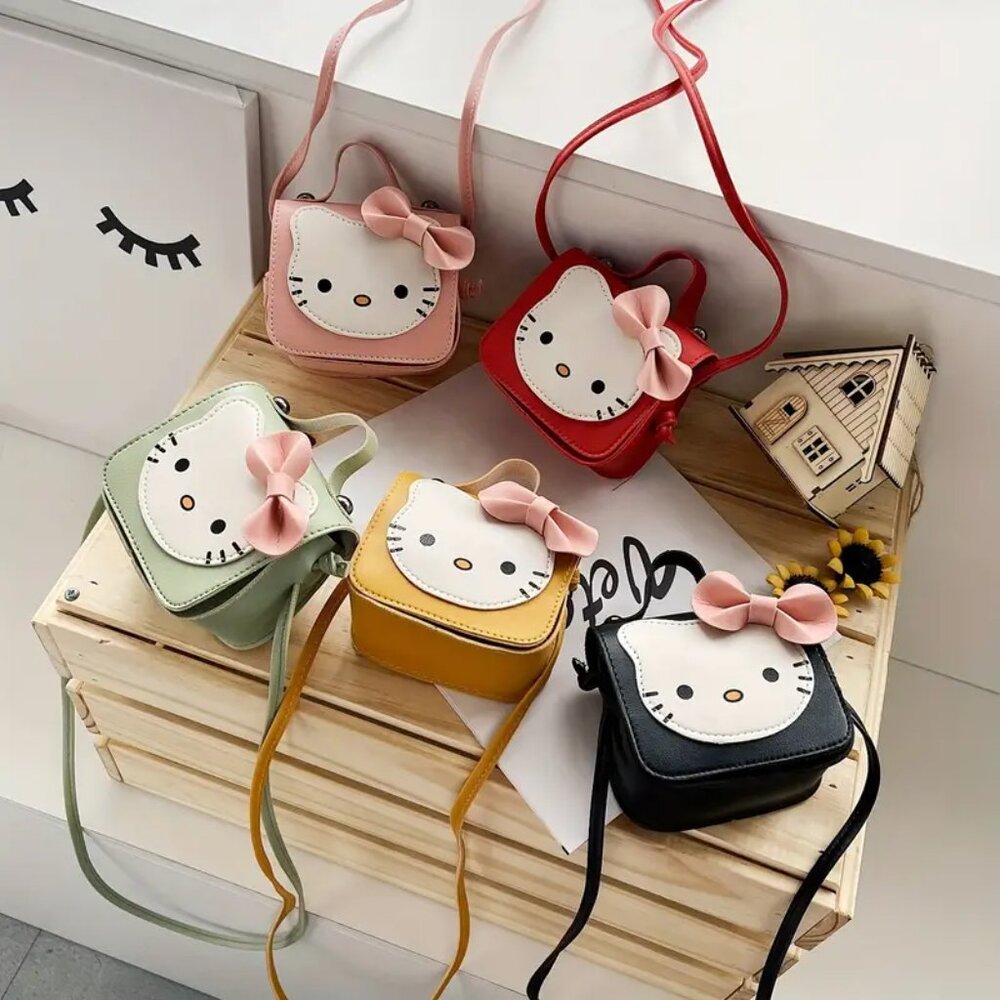 Hello Kitty Pink and White Handbags - Picture 2 of 2